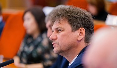 Внеочередное заседание Законодательного Собрания Оренбургской области